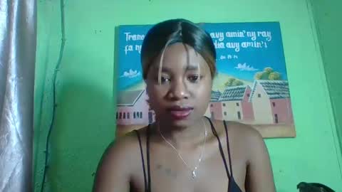 Snapshot of elisabeth2525 chatting on 01/27/25, 07:14 elisabeth2525 online show from 01/27/25, 07:14