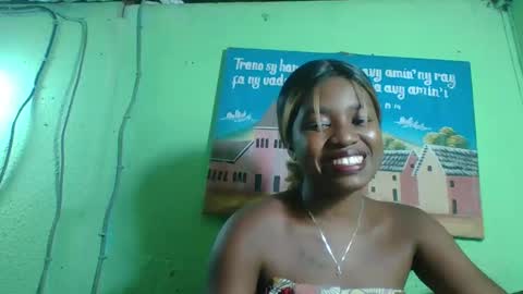 Snapshot of elisabeth2525 chatting on 01/29/25, 08:04 elisabeth2525 online show from 01/29/25, 08:04