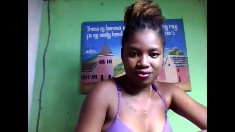 Snapshot of elisabeth2525 chatting on 02/10/25, 02:16 elisabeth2525 online show from 02/10/25, 02:16