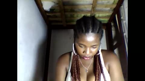 Snapshot of elisabeth2525 chatting on 09/14/25, 02:22 elisabeth2525 online show from 09/14/25, 02:22