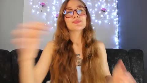 elisabeth sarmiento online show from 08/08/26, 10:45