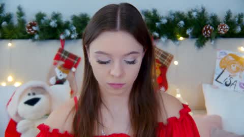 Snapshot of elisabethdavis chatting on 12/18/24, 03:11 ElisabethDavis online show from 12/18/24, 03:11