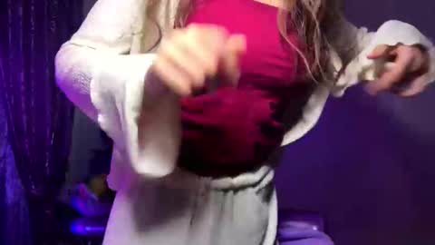 Elin online show from 04/13/26, 06:46