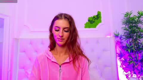 ElisaCharm online show from 05/06/26, 03:35