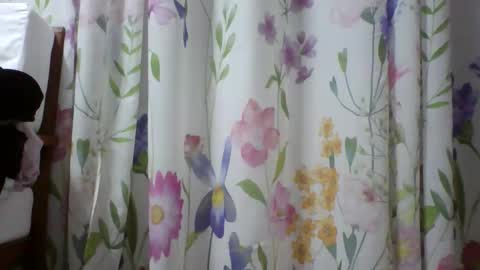 elisacich online show from 03/03/26, 07:42