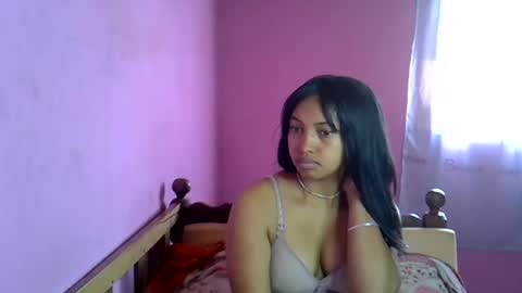 Snapshot of elisah01 chatting on 07/20/26, 07:33 elisah01 online show from 07/20/26, 07:33