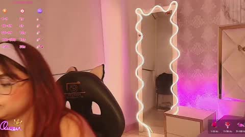 elisahoney_tay online show from 05/13/26, 03:48