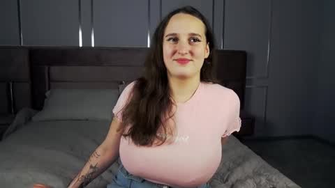 Snapshot of elisaminix_ chatting on 12/05/24, 01:17 Elison online show from 12/05/24, 01:17