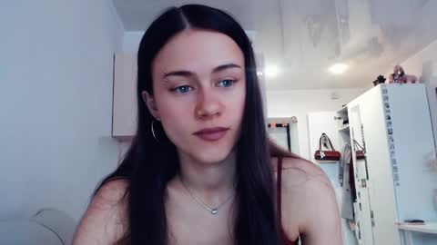 Elis online show from 04/09/26, 05:18