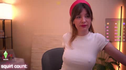 hiIm Elise    online show from 02/21/26, 05:47