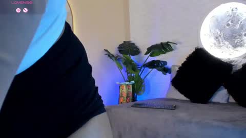 Elise diamond online show from 03/08/25, 01:50