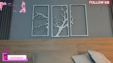 Elise Play Boobs online show from 04/30/26, 08:57
