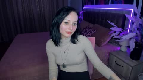 EliseRoyalty online show from 03/12/25, 10:26