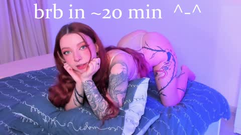 Snapshot of elisetattoo chatting on 02/26/25, 12:38 inst fansly Elisebuns online show from 02/26/25, 12:38