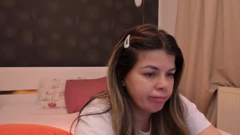 Elly online show from 02/23/26, 07:44