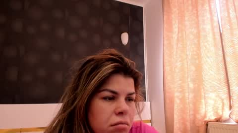 Elly online show from 03/31/26, 10:26