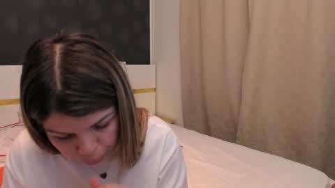 Elly online show from 04/15/26, 07:58