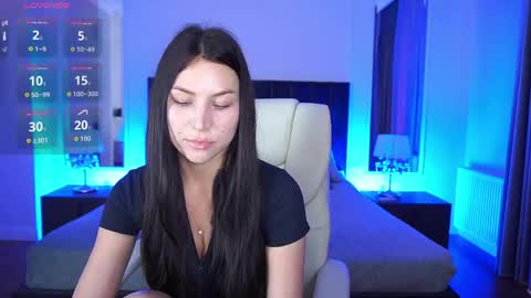 Snapshot of elisevelour chatting on 06/03/26, 12:52 elisevelour online show from 06/03/26, 12:52