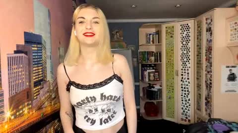 Kate online show from 05/05/26, 10:23