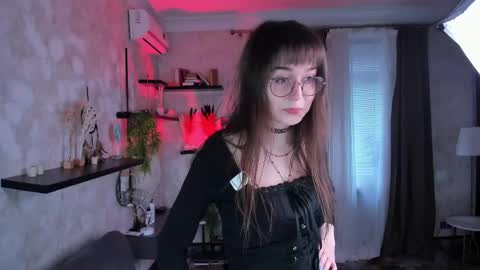 Elis online show from 04/29/26, 08:18