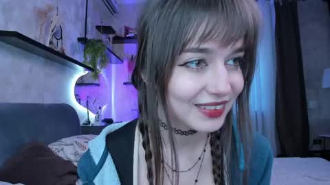 Elis online show from 05/05/26, 08:11