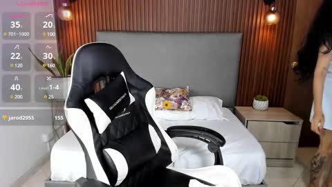 E L I S S A online show from 12/12/24, 11:25