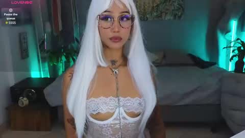 Elissecinnamon online show from 07/11/26, 01:19