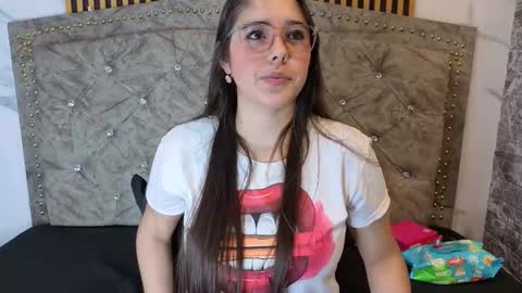 elisvega online show from 03/11/26, 02:17