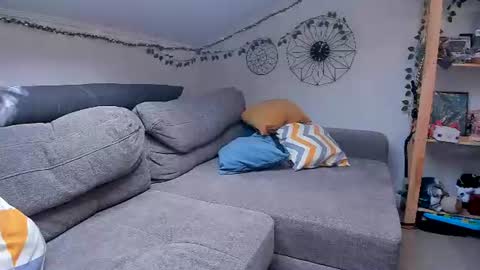 Snapshot of eliteeros chatting on 06/19/26, 12:09 EliteEros online show from 06/19/26, 12:09