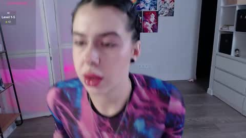 Ari online show from 02/08/25, 04:36