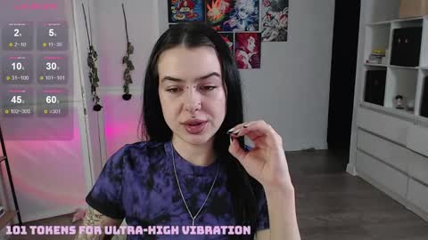 Ari online show from 02/28/25, 02:31