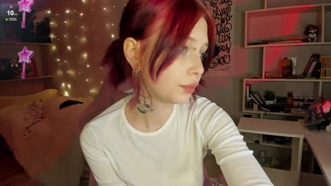 Snapshot of eliza_sadcat chatting on 01/24/25, 07:28 Elizabeth online show from 01/24/25, 07:28