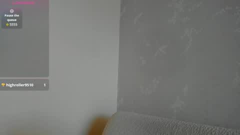 My name is ElizaPVT is open online show from 05/20/26, 08:59