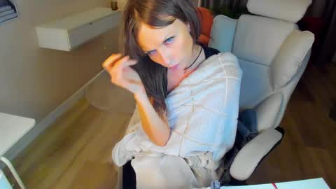 Elizabethangel online show from 03/07/25, 12:15