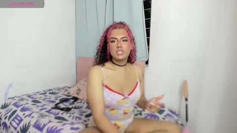 elizabeth_777 online show from 02/25/25, 12:25