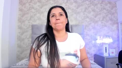 Elizabeth online show from 03/06/25, 07:54