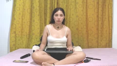 elizabeth online show from 01/28/25, 02:21