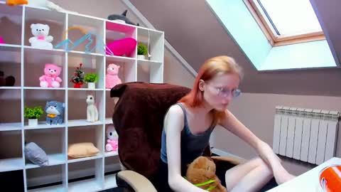 Snapshot of elizabeth_harpper chatting on 01/02/25, 04:09 Elizabeth online show from 01/02/25, 04:09