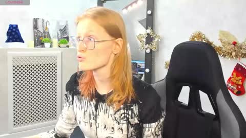 Snapshot of elizabeth_harpper chatting on 01/18/25, 02:44 Elizabeth online show from 01/18/25, 02:44