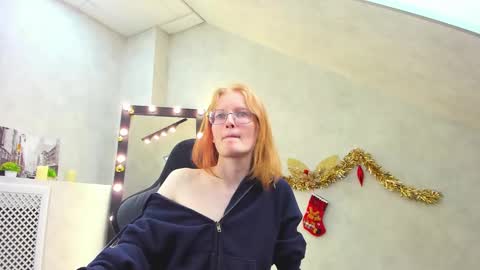 Snapshot of elizabeth_harpper chatting on 01/26/25, 07:21 Elizabeth online show from 01/26/25, 07:21