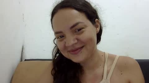 Snapshot of elizabeth_martinez_ chatting on 10/08/25, 03:53 Elizabeth Martinez online show from 10/08/25, 03:53