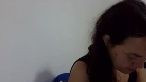 Snapshot of elizabeth_martinez_ chatting on 11/12/25, 05:13 Elizabeth Martinez online show from 11/12/25, 05:13