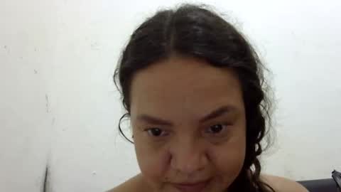 Elizabeth Martinez  online show from 03/19/26, 02:43