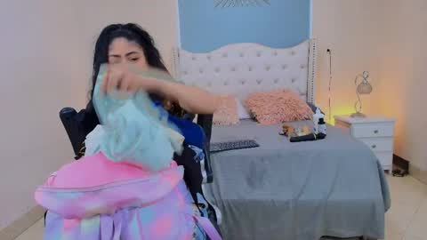 Elizabeth  online show from 04/21/26, 12:56