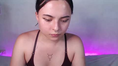 Snapshot of elizabeth_taylorxxx chatting on 01/15/25, 12:41 Elizabeth Taylor online show from 01/15/25, 12:41