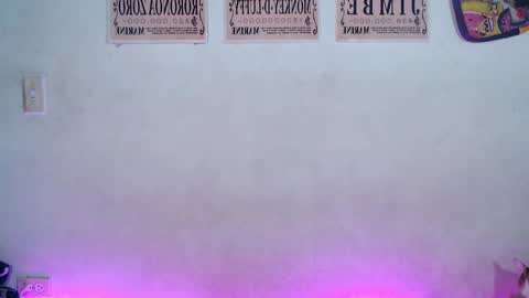 Snapshot of elizabeth_taylorxxx chatting on 02/27/25, 02:32 Elizabeth Taylor online show from 02/27/25, 02:32