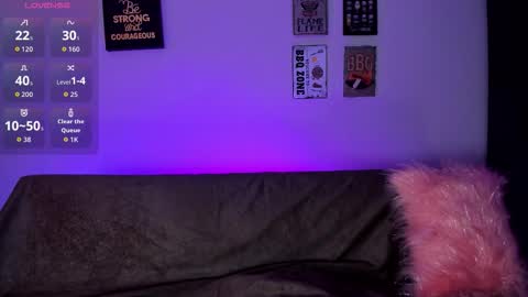 Elizabeth bolt    online show from 01/31/26, 07:45