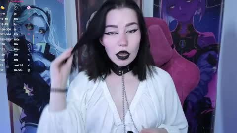 Snapshot of elizabethflowerr chatting on 05/07/26, 03:12 Eli online show from 05/07/26, 03:12