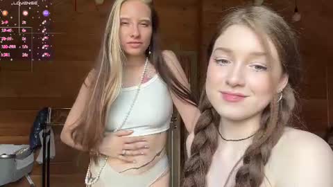 elizabethh_brown online show from 06/29/26, 10:15