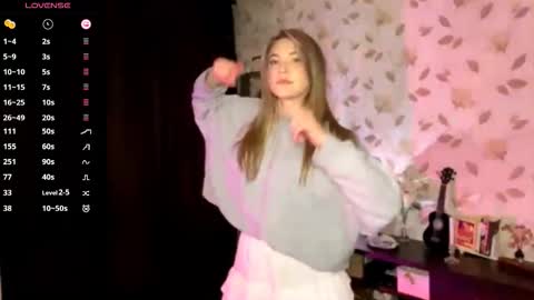 Mia online show from 02/01/26, 05:33